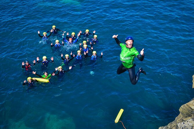 Coasteering Experience in Newquay - What makes the Adventure Gully different