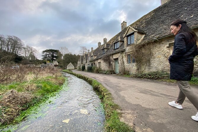 Cotswolds Day Trip from London with Optional Village Lunch - Stow-on-the-Wold: the roomiest village stop