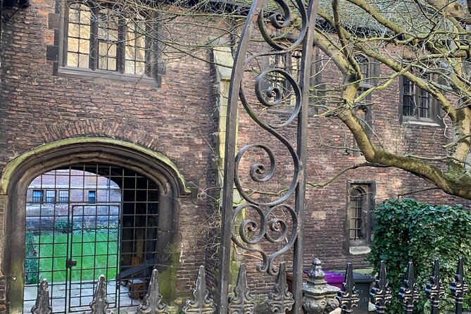 Creepy Cambridge - Cambridge's Most Entertaining Ghost Walk - Clare College and the original skeleton in the cupboard