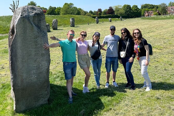 Cultural Homestay Exploring London, Oxford and National Parks - Oxford, Windsor, and Avebury need a pre-trip check