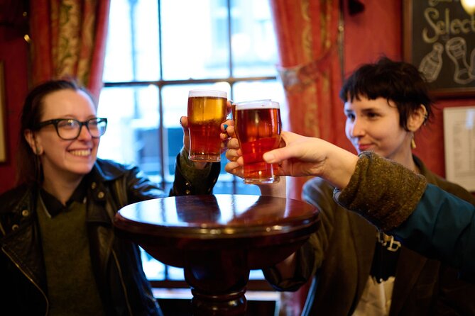 Devour London Historical Pub Tour:Traditional British Food & Ales - Four old pubs, four tastings, and a walk through London’s past