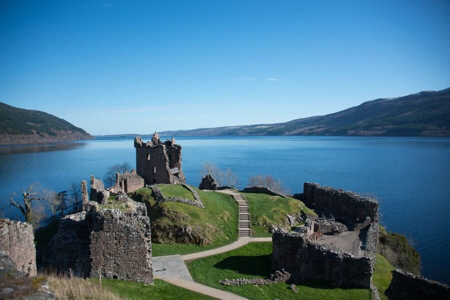 Dochgarroch: Loch Ness and Caledonian Canal 2-Hour Cruise - The Caledonian Canal gives the cruise a gentle start