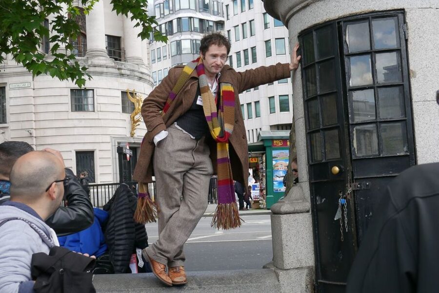 Doctor Who London Walking Tour - The short London bus ride