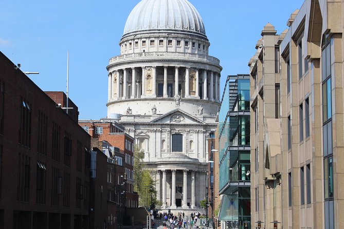 Doctor Who TV Locations Tour of London - Why this Doctor Who walk works in London
