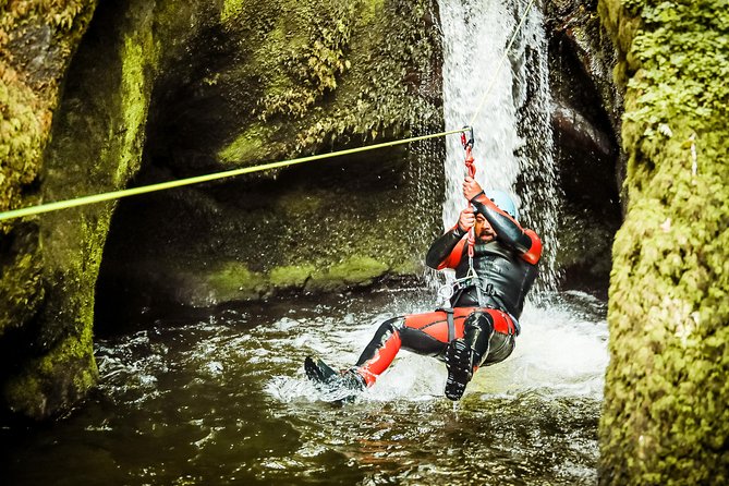 Dollar Falls Canyoning Trip - Meeting the minibus at Edinburgh Waverley