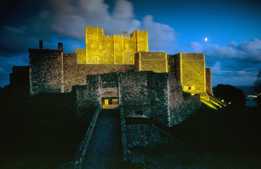 Dover Castle Admission Ticket - Henry II’s Great Tower and its recreated royal rooms