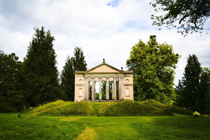 Downton Abbey & Highclere Castle Tour from London, with Oxford - Bampton, the real Downton Village