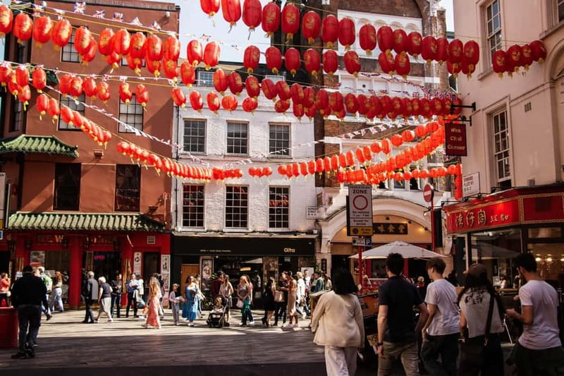 Eating London: Twilight Soho VIP Food & Drinks Tour - Bun House and the edge of Chinatown