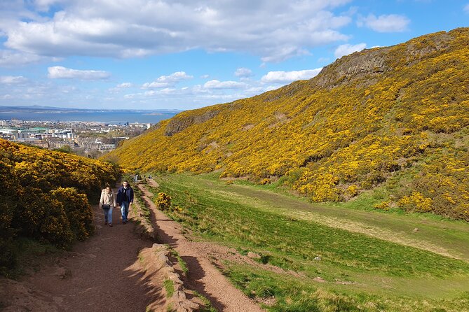 Edinburgh: Arthur's Seat Hike with Local Guide - Starting Beside Holyrood Palace