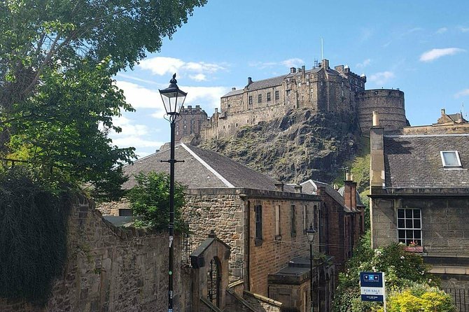 Edinburgh Castle Guided Walking Tour in English - How much time you need after the 90 minutes