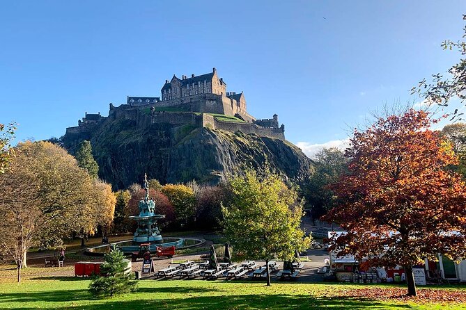 Edinburgh Castle: Guided Walking Tour with Entry Ticket - The 70-minute guided route inside the castle walls