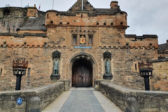 Edinburgh Castle Highlights Tour with Tickets, Map, and Guide - The One O’Clock Gun and Edinburgh’s time signal