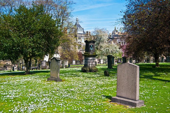 Edinburgh Darkside Walking Tour: Mysteries, Murder and Legends - How the storytelling affects the value