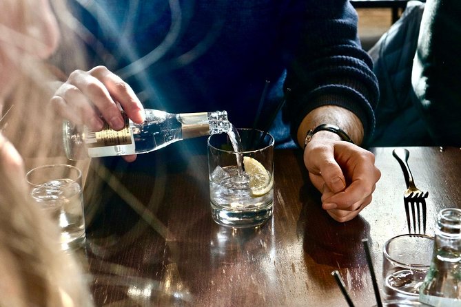 Edinburgh Food Tour with Scotch, Haggis, a Secret Dish & More - Why this Edinburgh food walk works