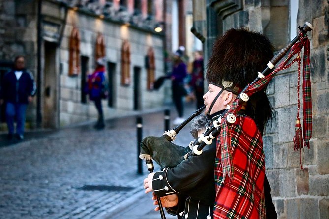 Edinburgh Food Tour with Scotch, Haggis, a Secret Dish & More - Scotch tasting and the Lowland lesson