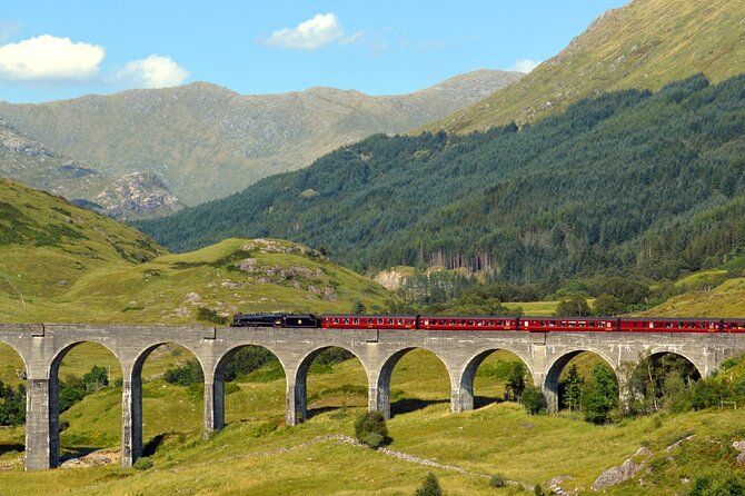 Edinburgh: Glenfinnan Viaduct, Glencoe & Fort William Guided Tour - Glenfinnan Viaduct and the search for the best view