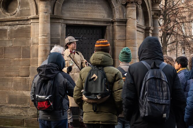 Edinburgh Historical Gems Tour with Whisky & Local Flavours - Following the Royal Mile beyond the obvious stops
