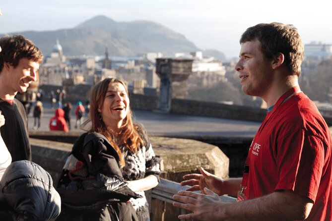 Edinburgh: Old Town's Highlights Walking Tour - Why this two-hour walk works well in Edinburgh