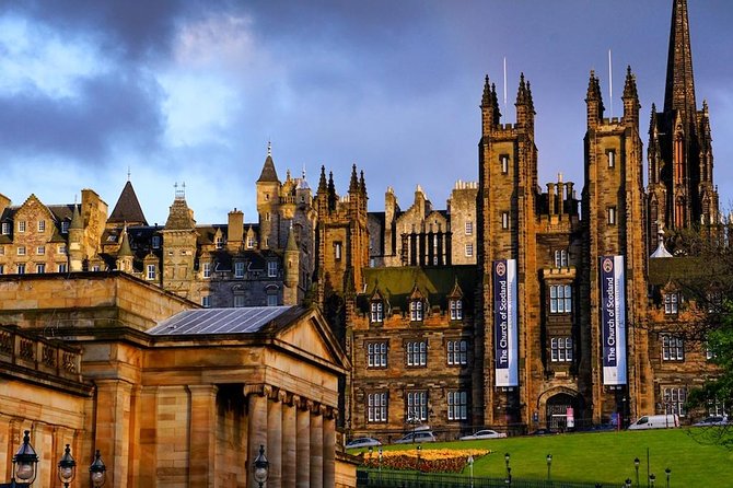 Edinburgh Private Walking Tour - Starting beside St Giles’ Cathedral