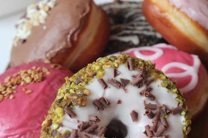 Edinburgh’s Donut & Pastry Experience with Underground Donut Tour - Princes Street and the change from Old Town to New Town