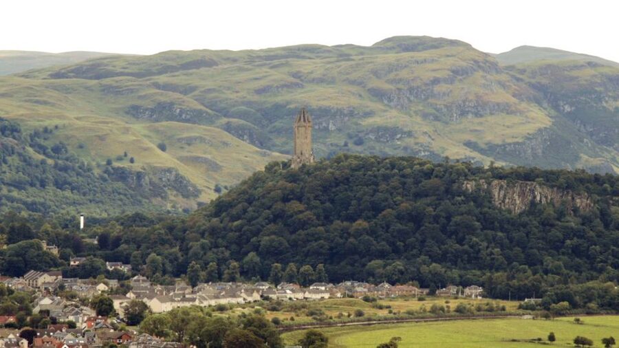 Edinburgh: Stirling, Whisky and St Andrews Tour in Spanish - How the timing affects your day