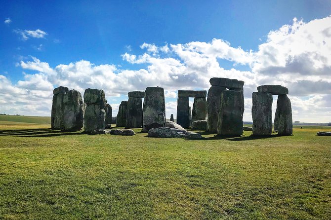 England in One Day: Stonehenge, Bath, the Cotswolds and Stratford-upon-Avon Day Trip from London - Bath in a short but attractive introduction