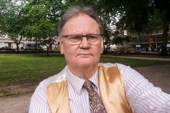 Exceptional Bath tour guide making your visit splendidly memorable. - Queen Square and The Circus: Bath’s architectural lesson