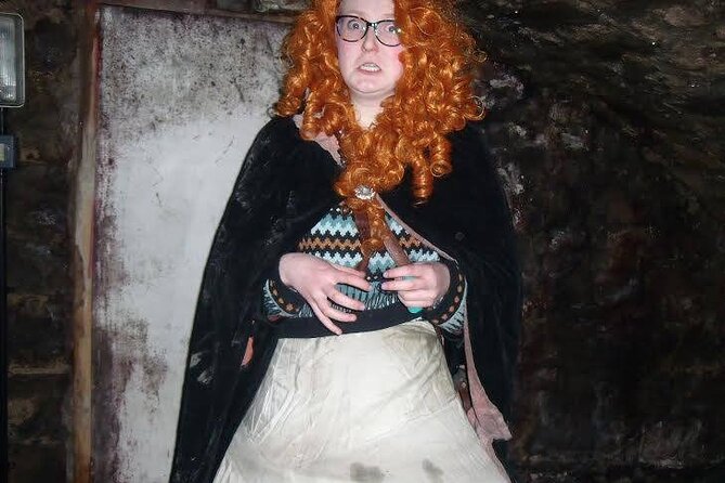 Extreme Paranormal Underground Ghost Tour in Edinburgh - Greyfriars Kirkyard after dark