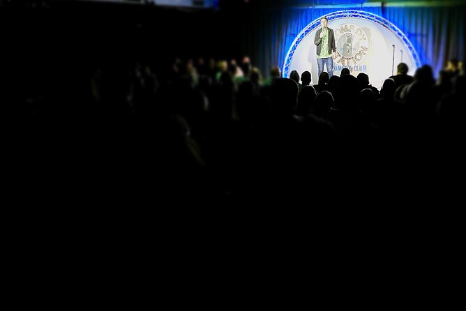 Friday & Saturday night comedy club entry - Seating, timing, and the bar