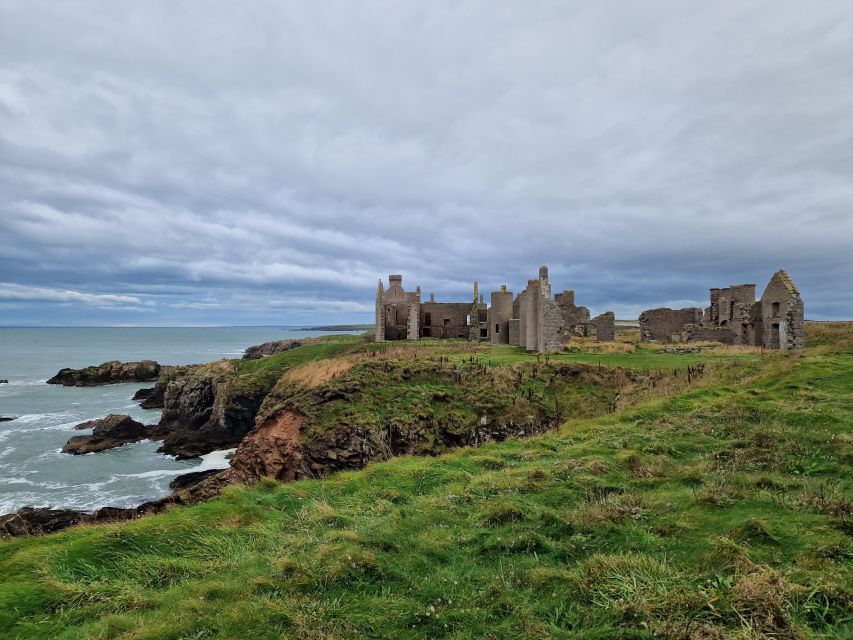From Aberdeen: Coastal Villages of Aberdeenshire Tour - Bullers of Buchan: cliffs, seabirds, and weather limits