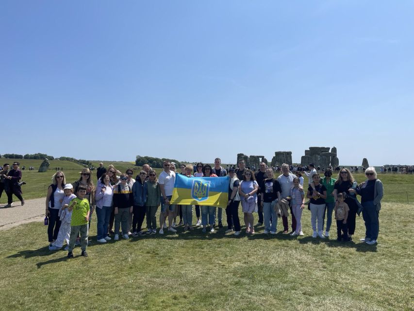 From Birmingham: Stonehenge & Bath Day Tour - Bath begins at Pulteney Bridge