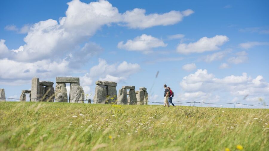 From Brighton: Stonehenge and Bath Full-Day Trip - Who should take this tour?