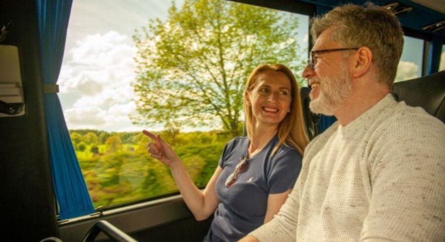 From Bristol: Stonehenge and Cotswold Villages Day Tour - Key points before you book