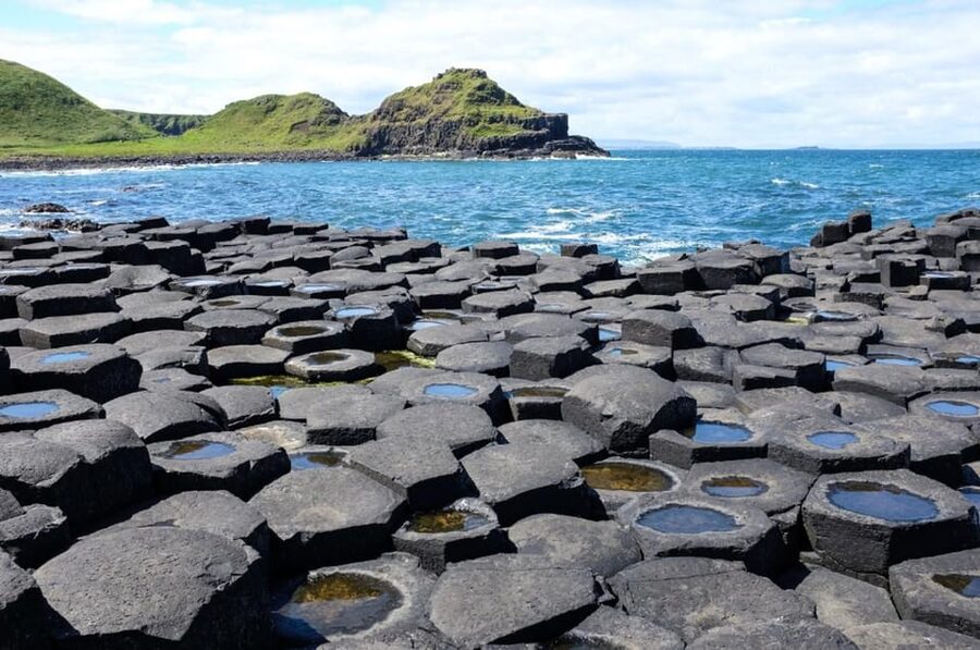 From Dublin: Giant's Causeway, Dark Hedge & Belfast Tour - What the guide contributes at the coast