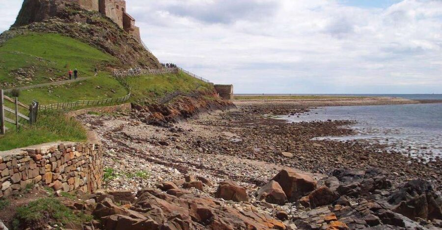 From Edinburg: Viking Coast & Alnwick Castle Day Tour - Key points to know before booking