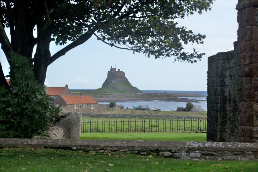 From Edinburg: Viking Coast & Alnwick Castle Day Tour - Leaving Edinburgh for the North Sea coast