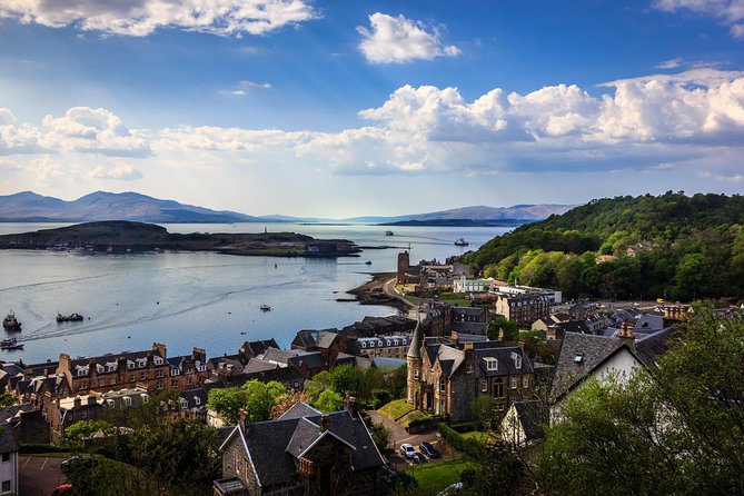 From Edinburgh: 5-Day Isle of Skye, Oban, & Highlands Tour - Day three: Skye’s cliffs, black houses, and Plockton