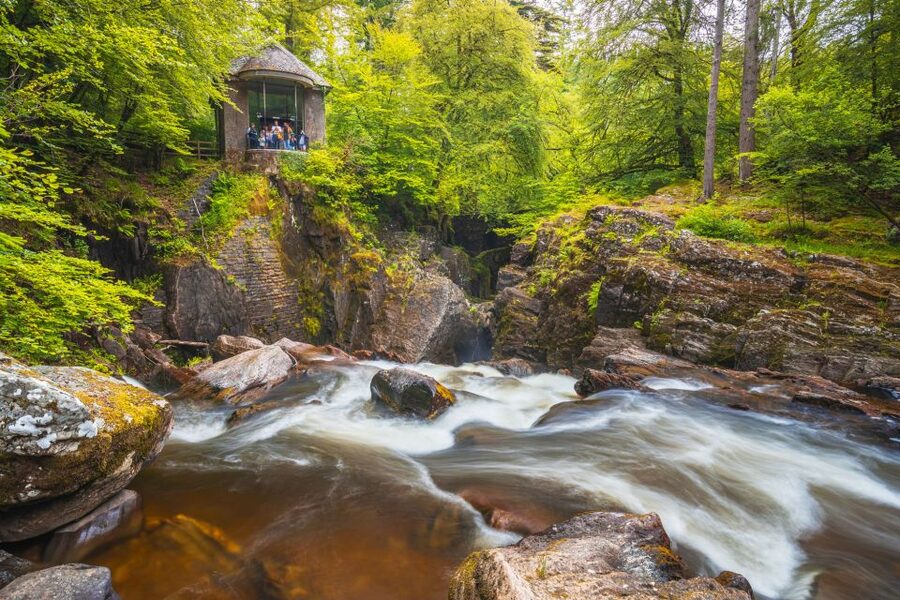 From Edinburgh: Full Day Scottish Highlands and Whisky Tour - Returning via the Forth Bridge