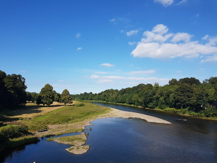From Edinburgh: Holy Island, Alnwick Castle & Northumbria - What the $85 price really buys you