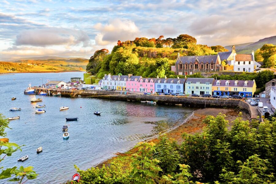 From Edinburgh: Isle of Skye 3-Day Tour with Accommodation - Edinburgh to Callander, a gentle start through Scottish history