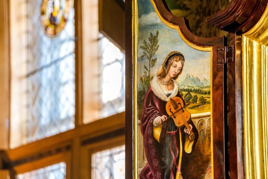 From Edinburgh: Loch Lomond, Kelpies & Stirling Castle Tour - Why the guide can make or break the day