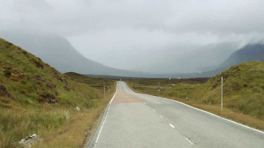 From Edinburgh: Loch Ness and Highlands Tour in Spanish - From Edinburgh to Kilmahog and Callander