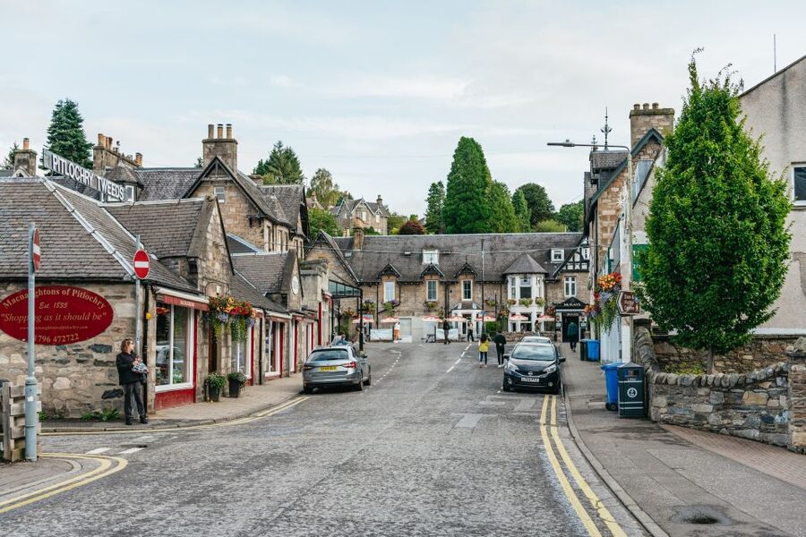 From Edinburgh: Loch Ness, Glencoe & Scottish Highlands Tour - Glencoe, where scenery and tragedy meet