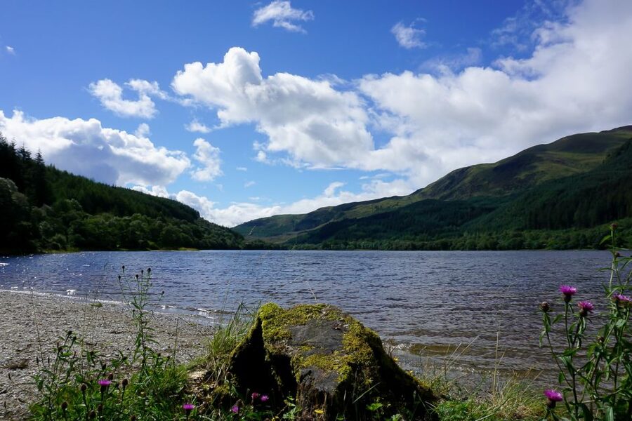 From Edinburgh: West Highland Lochs and Castles Day Trip - What the guides add to the day