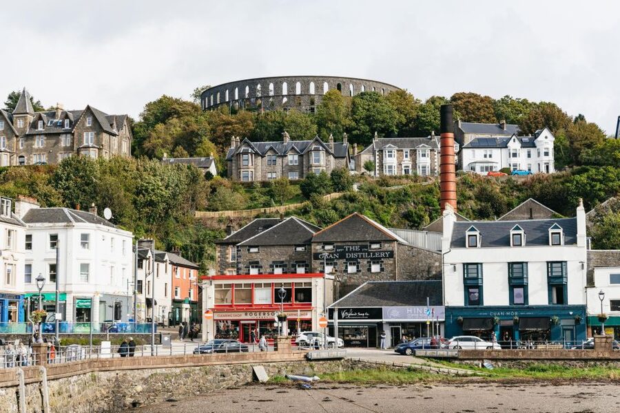 From Glasgow: Oban, Glencoe, Highland Lochs & Castles Tour - Castle Stalker and the road to Glencoe