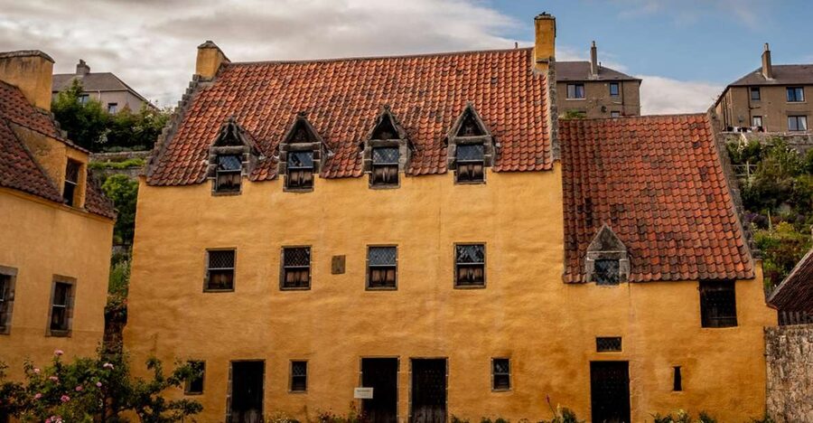 From Glasgow: Outlander Adventure Tour with Tickets - Leaving Glasgow from Buchanan Bus Station
