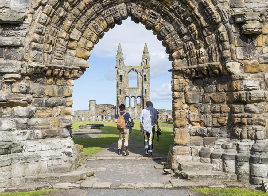 From Glasgow: The Kelpies, St Andrews and Fife Adventure - Leaving Glasgow for the Kelpies