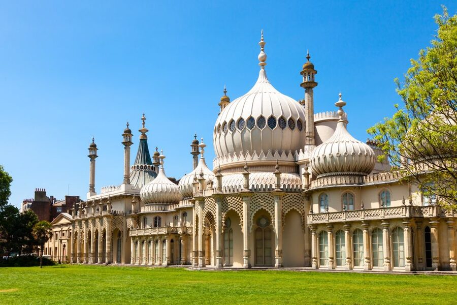 From London: Brighton & Seven Sisters Small-Group Tour - Brighton: The Lanes, the pier, and the Royal Pavilion