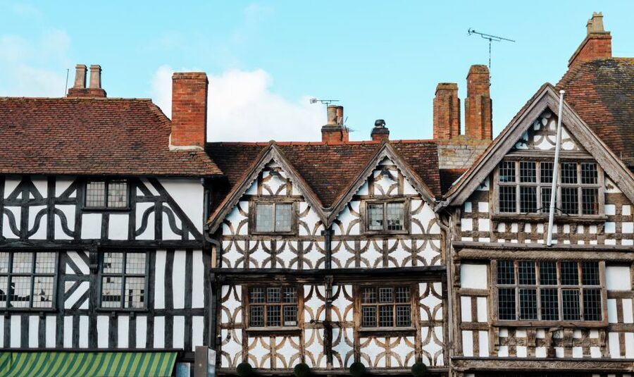 From London: Cotswolds and Oxford Guided Day-Trip - Burford: a quick taste of old England