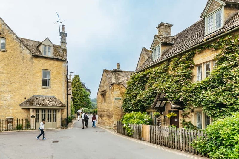 From London: Cotswolds, Blenheim Palace & Downtown Abbey - Who should book this experience?